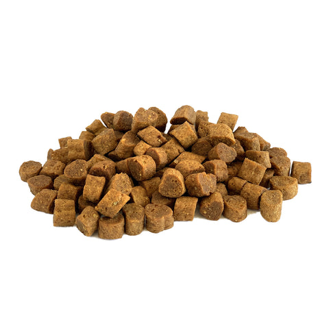 Evolution Pet Treats Purr-Fection Chicken Loveables Cat Treats 80g