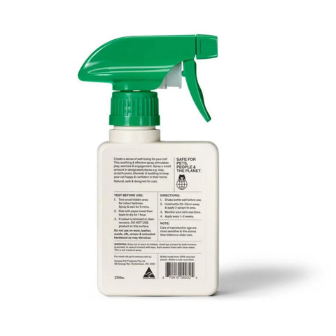 Snooza Plant-Based Catnip Play Spray